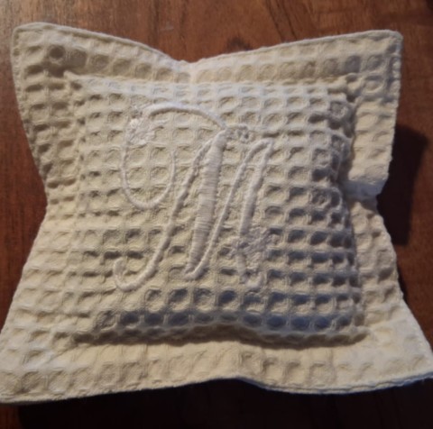 coussin lavande broderie machine